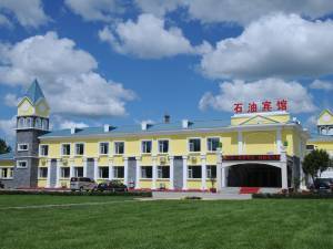 五大连池购物街附近四星级酒店住宿攻略